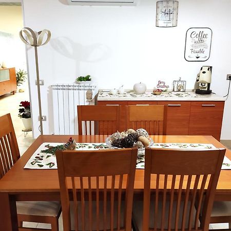 Dadilo - Casa Vacanza & Bed And Breakfast コントゥルシ エクステリア 写真