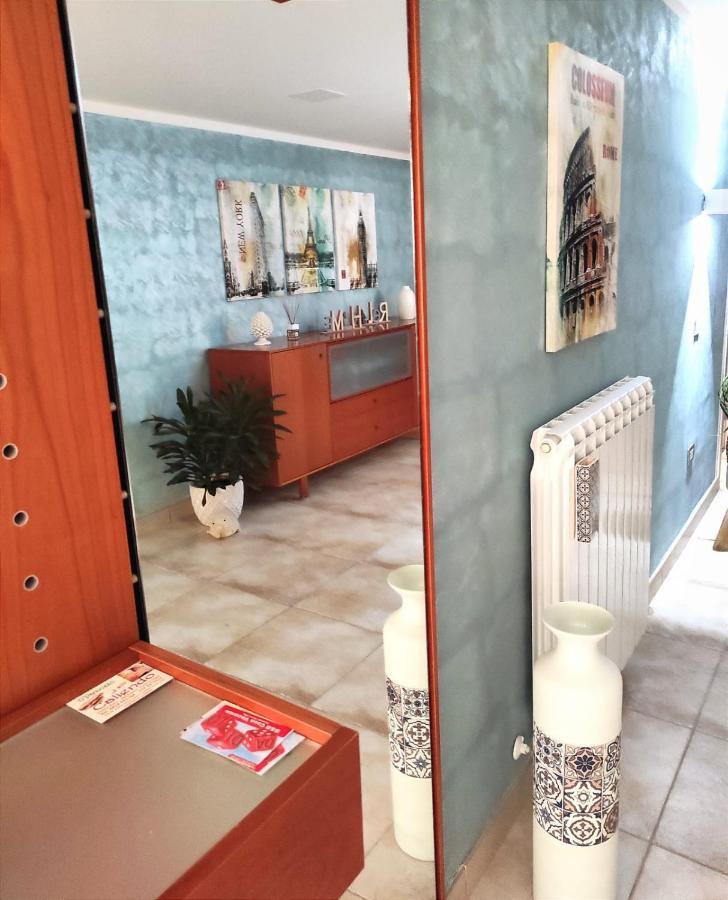 Dadilo - Casa Vacanza & Bed And Breakfast コントゥルシ エクステリア 写真