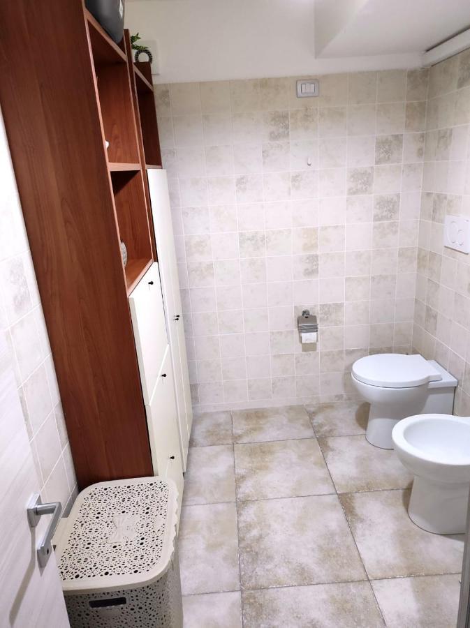 Dadilo - Casa Vacanza & Bed And Breakfast コントゥルシ エクステリア 写真